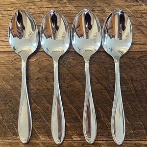 Oneida CAMBER CRESTA Windswept Scroll Stainless Flatware - Soup Spoons (4)